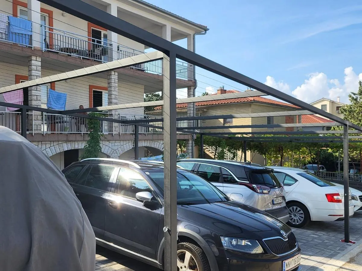Pensjonat Triple Room Selce 2379B